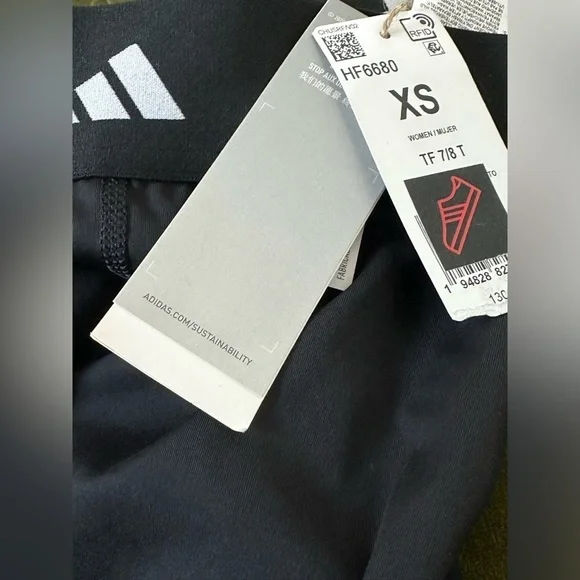 NEW Adidas Women’s Techfit 7/8 Leggings - Picture 4 of 4